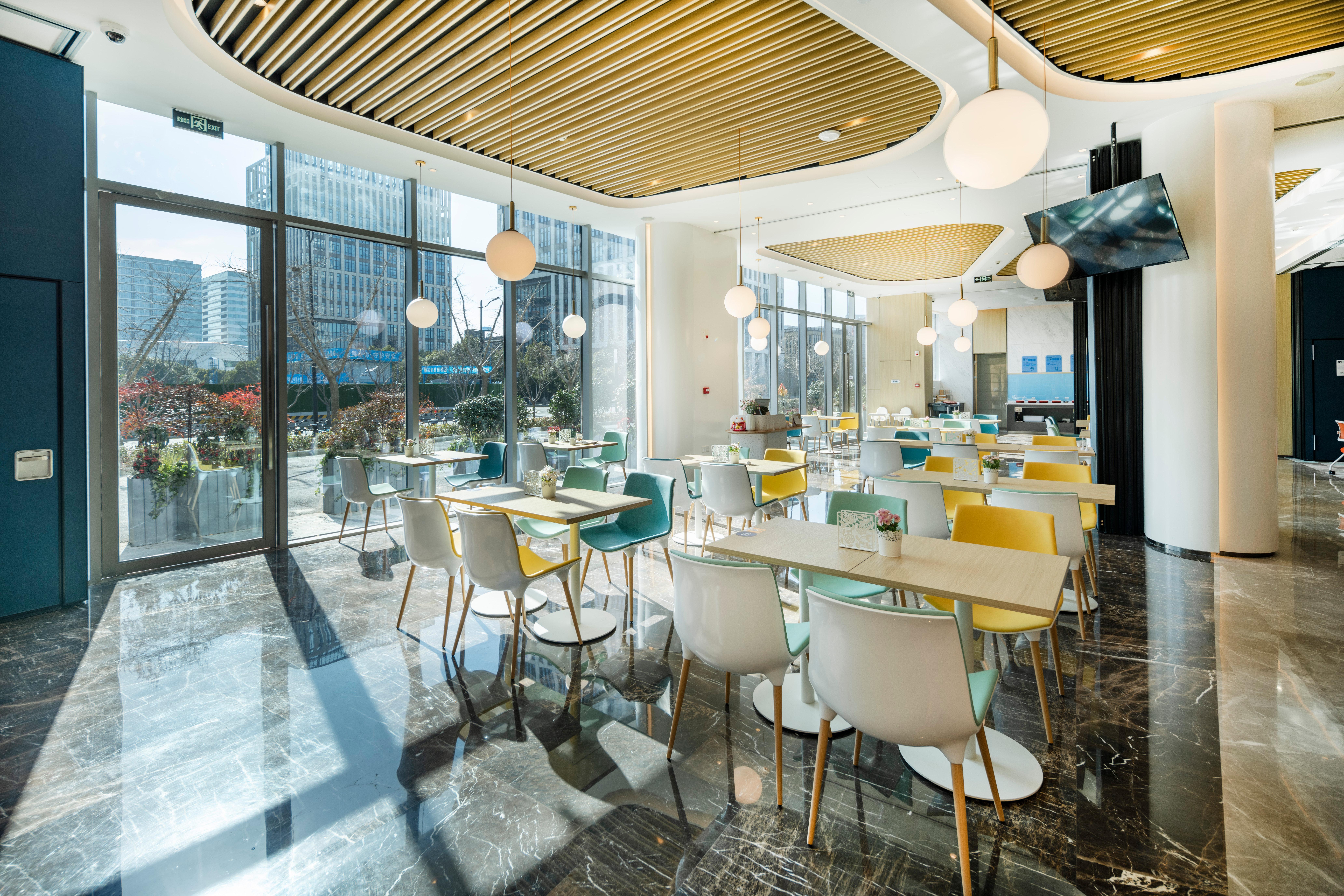 Holiday Inn Express Shanghai Pudong Zhangjiang By Ihg Exterior photo